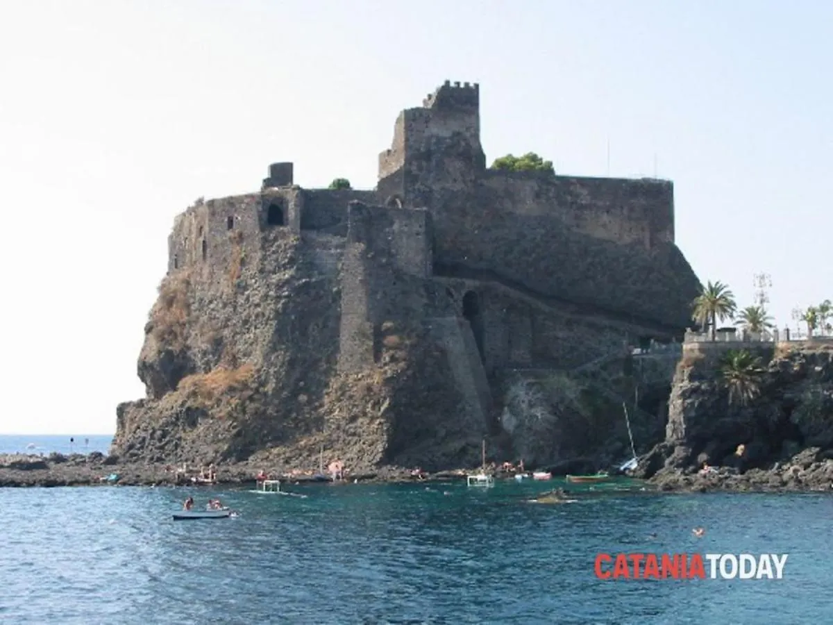 Case Vacanze Dietroserra Viagrande 0*,  İtalya